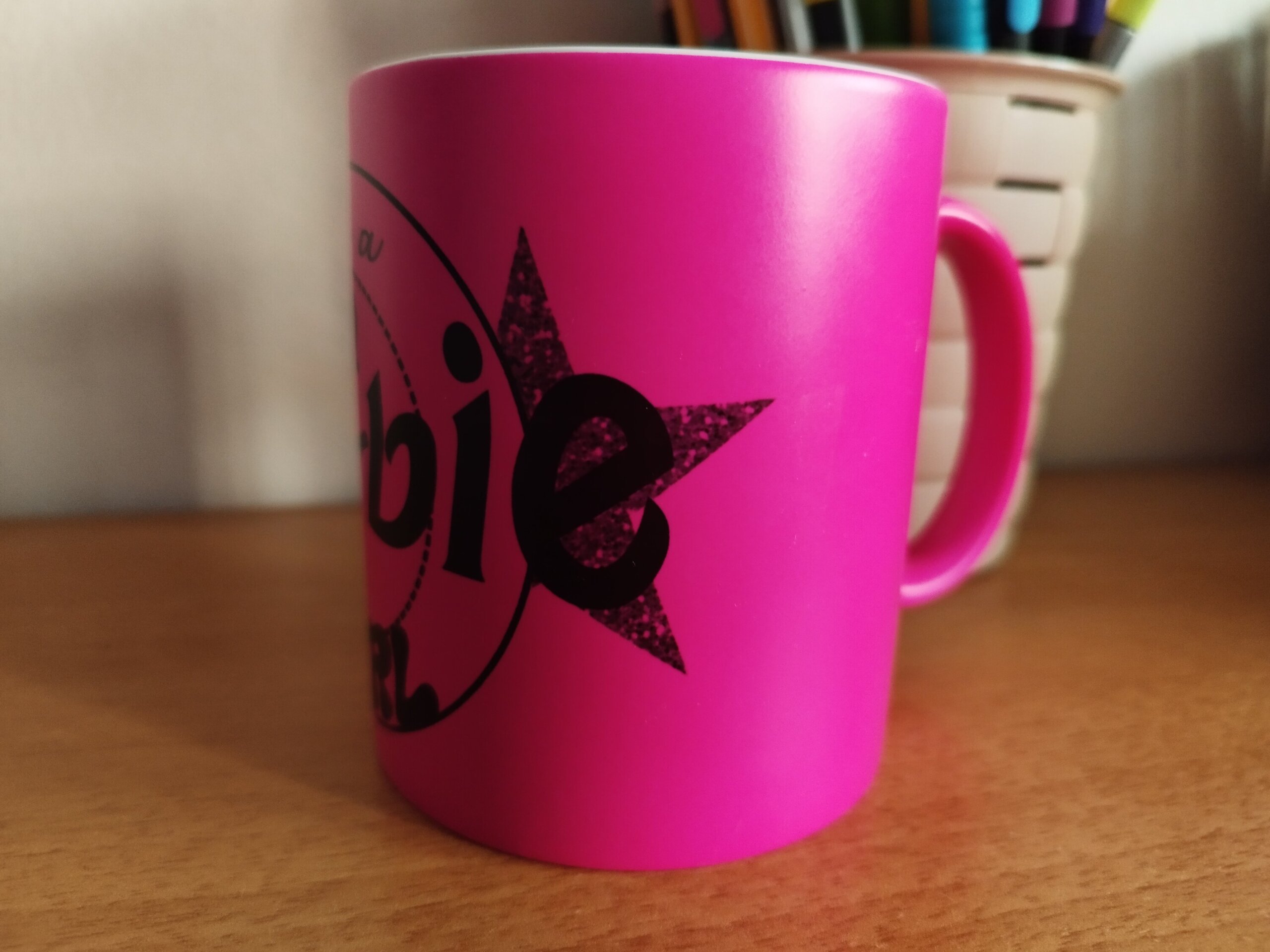 Taza Neon Rosa Barbie - 3